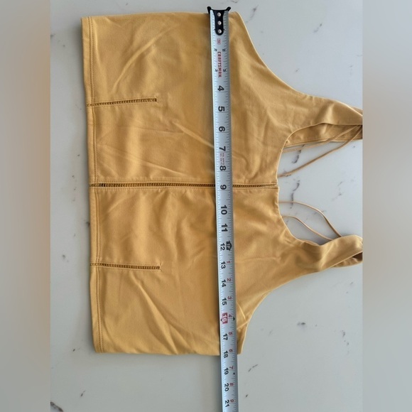 Nike Yoga Luxe Cropped Tank - Picture 9 of 9